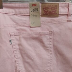 Levi's Women's Straight Leg Jeans in Soft Pink Size 24W